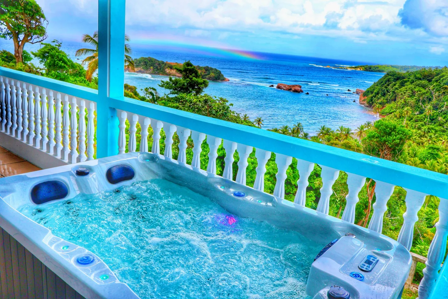 Blue Whale Villa Penthouse. main photo